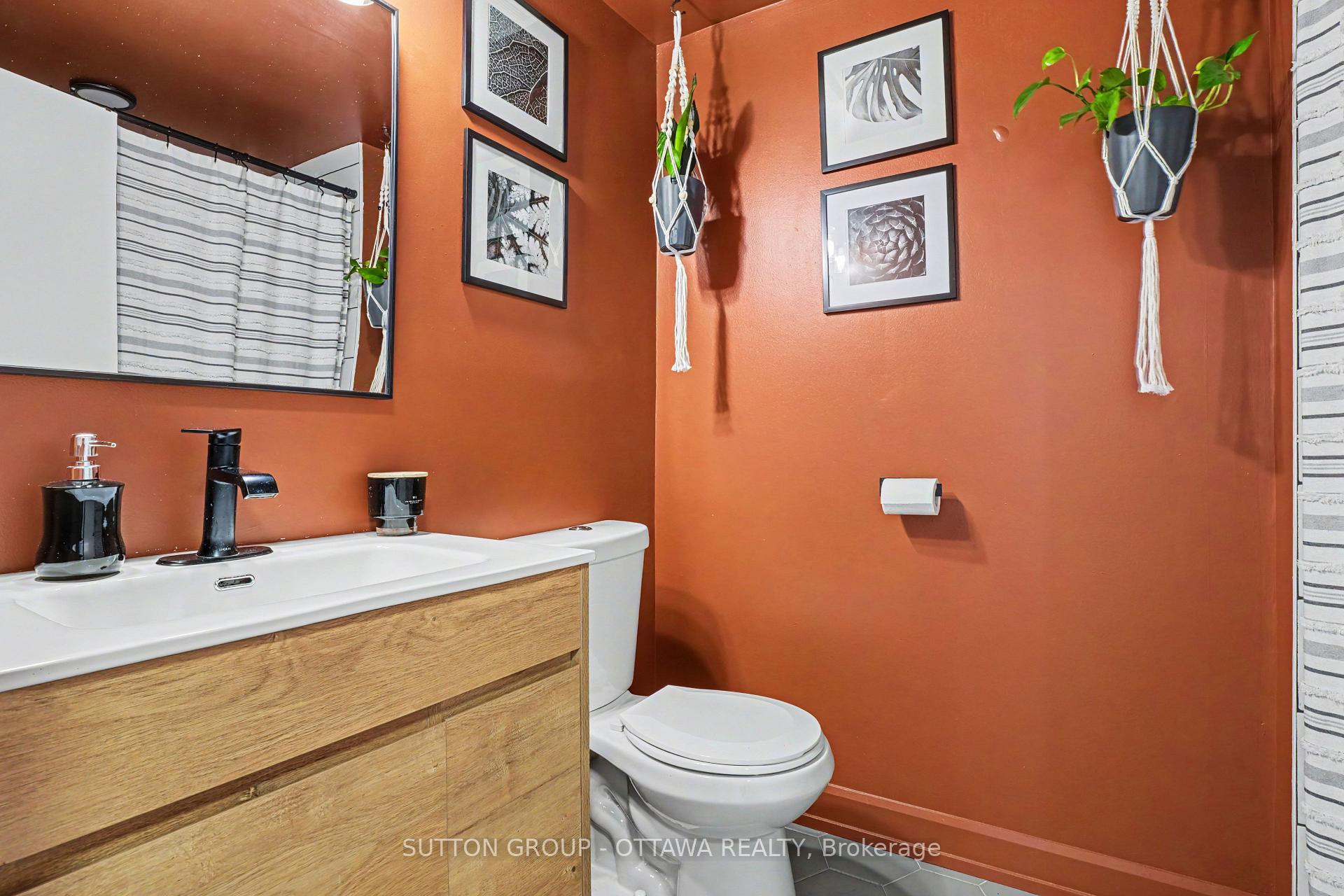Photo 18 of 1624 Cheevers Crescent, Ottawa, Fallingbrook/Pineridge — HOMEH