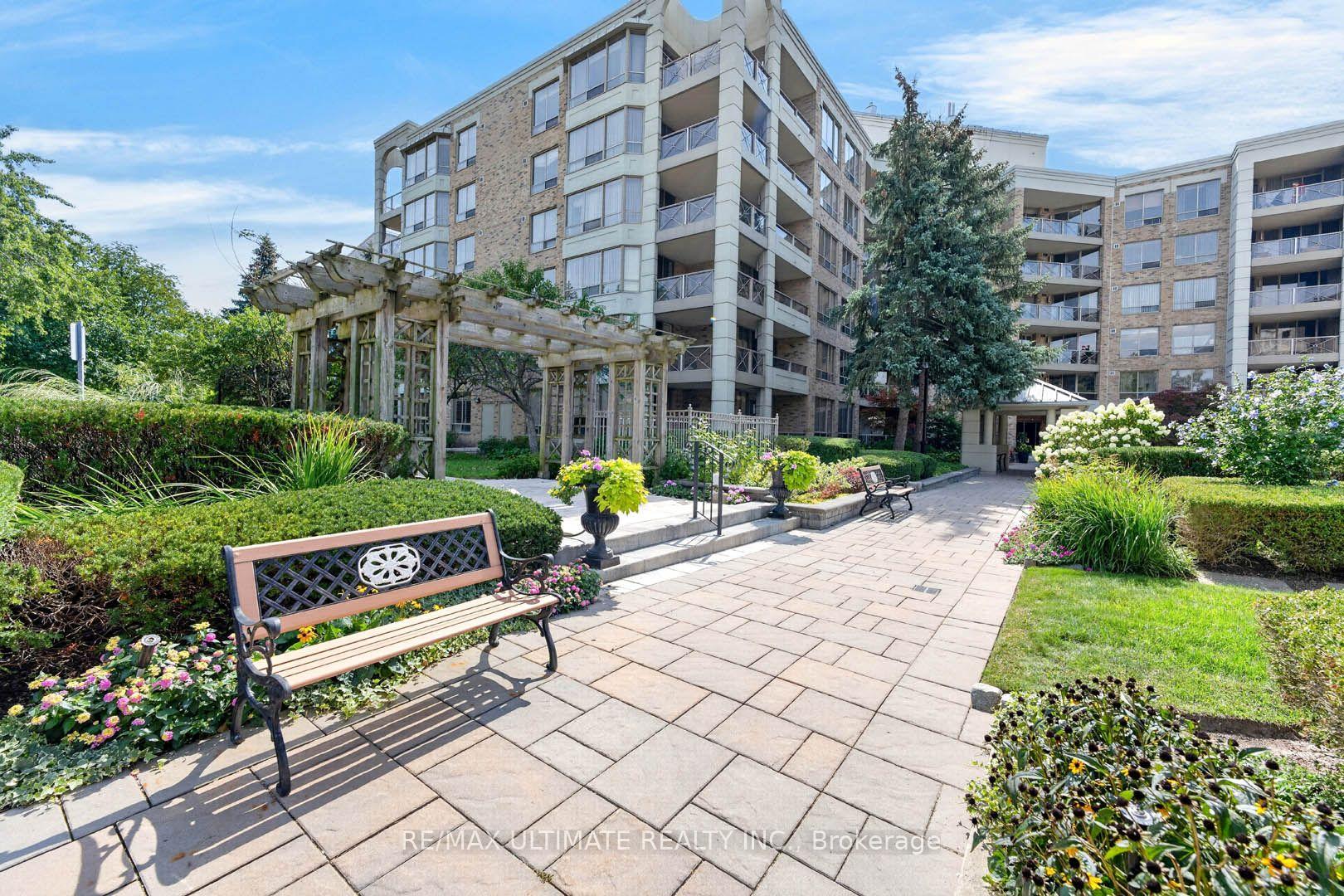 Front of Unit 218, 215 The Donway W
