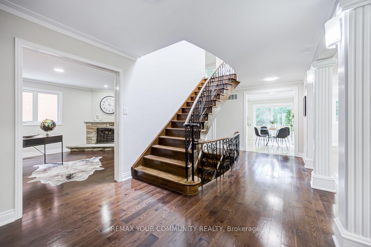 Photo 5 of 31 Clovercrest Road, North York, Don Valley Village — HOMEH