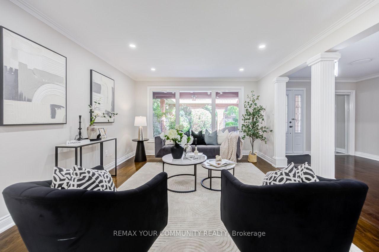Photo 8 of 31 Clovercrest Road, North York, Don Valley Village — HOMEH