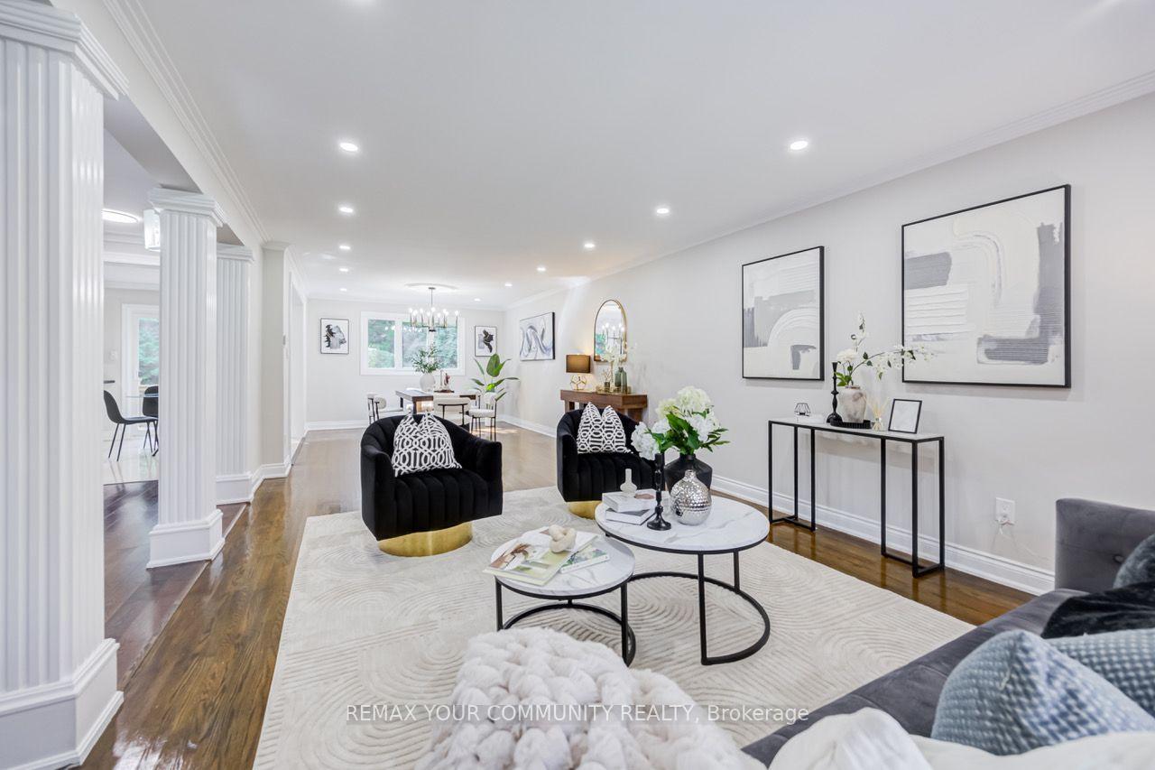 Photo 10 of 31 Clovercrest Road, North York, Don Valley Village — HOMEH
