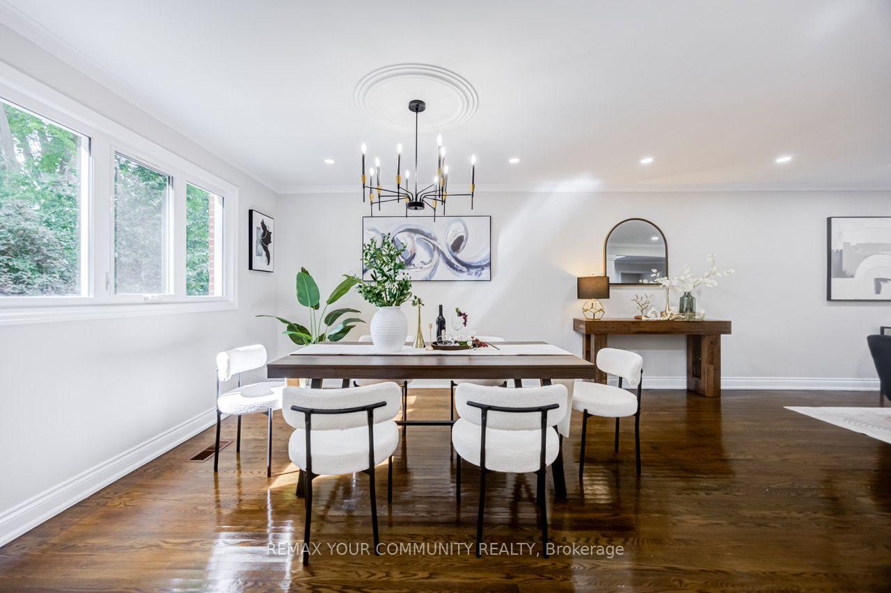Photo 12 of 31 Clovercrest Road, North York, Don Valley Village — HOMEH