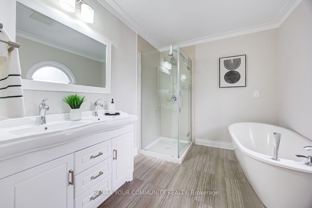 Photo 29 of 31 Clovercrest Road, North York, Don Valley Village — HOMEH
