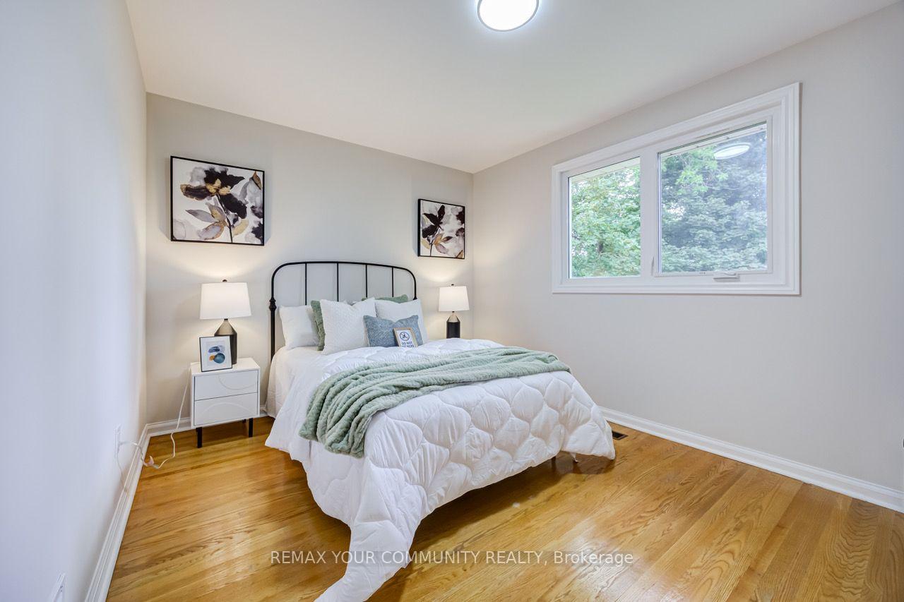 Photo 30 of 31 Clovercrest Road, North York, Don Valley Village — HOMEH
