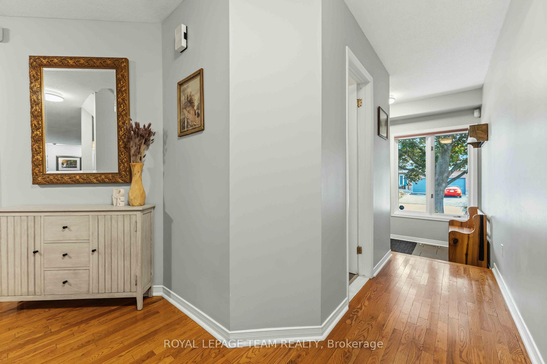 Photo 6 of 76 Hunter's Glen Crescent, Ottawa, Hunt Club Park/Greenboro — HOMEH