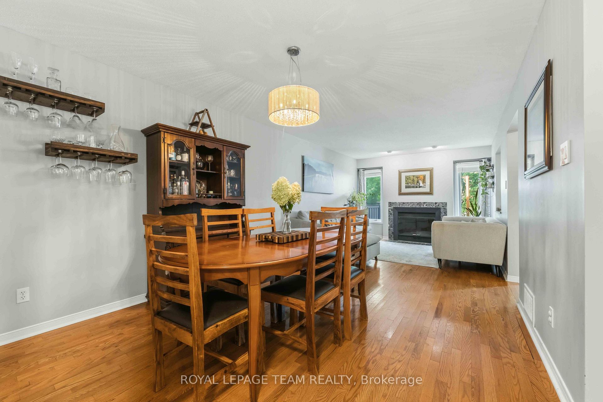 Photo 12 of 76 Hunter's Glen Crescent, Ottawa, Hunt Club Park/Greenboro — HOMEH