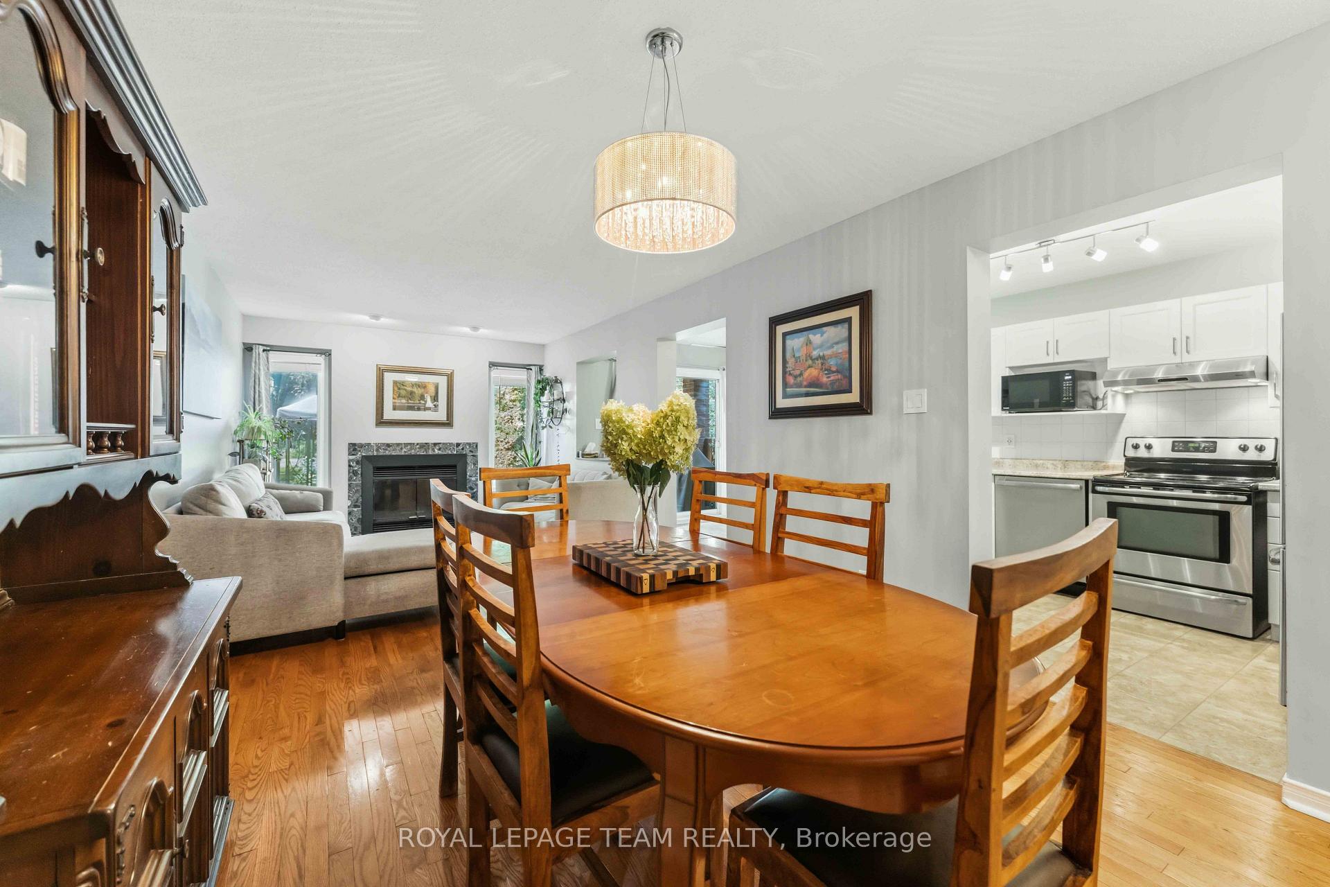 Photo 13 of 76 Hunter's Glen Crescent, Ottawa, Hunt Club Park/Greenboro — HOMEH