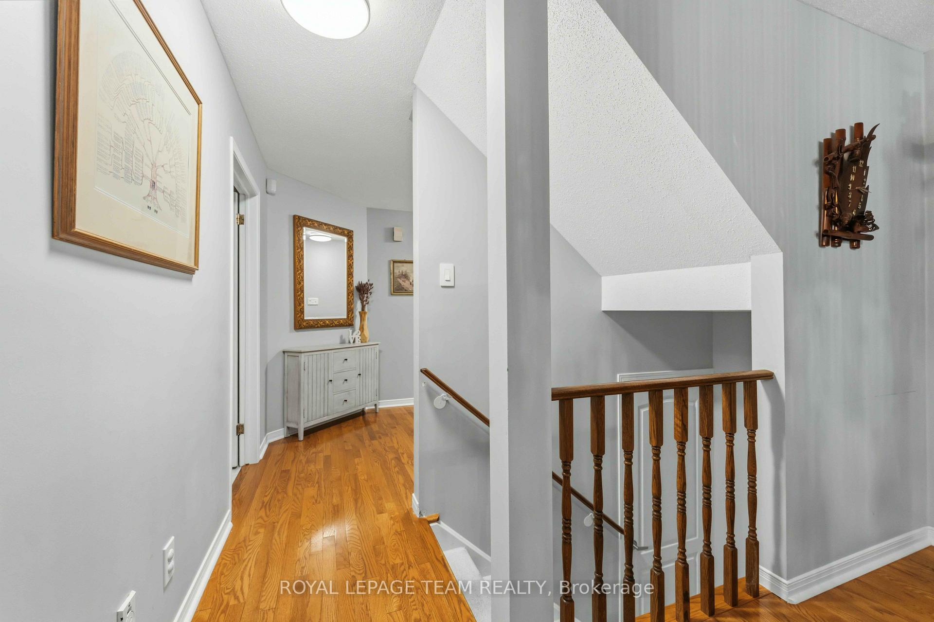 Photo 19 of 76 Hunter's Glen Crescent, Ottawa, Hunt Club Park/Greenboro — HOMEH