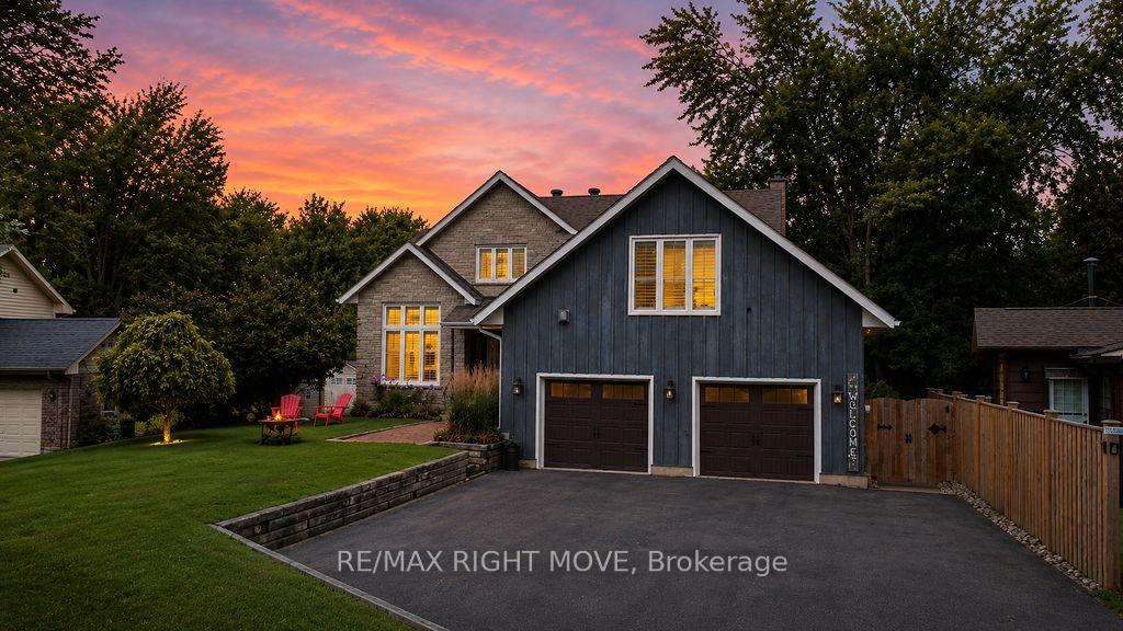 Photo of 2640 Westshore Crescent
