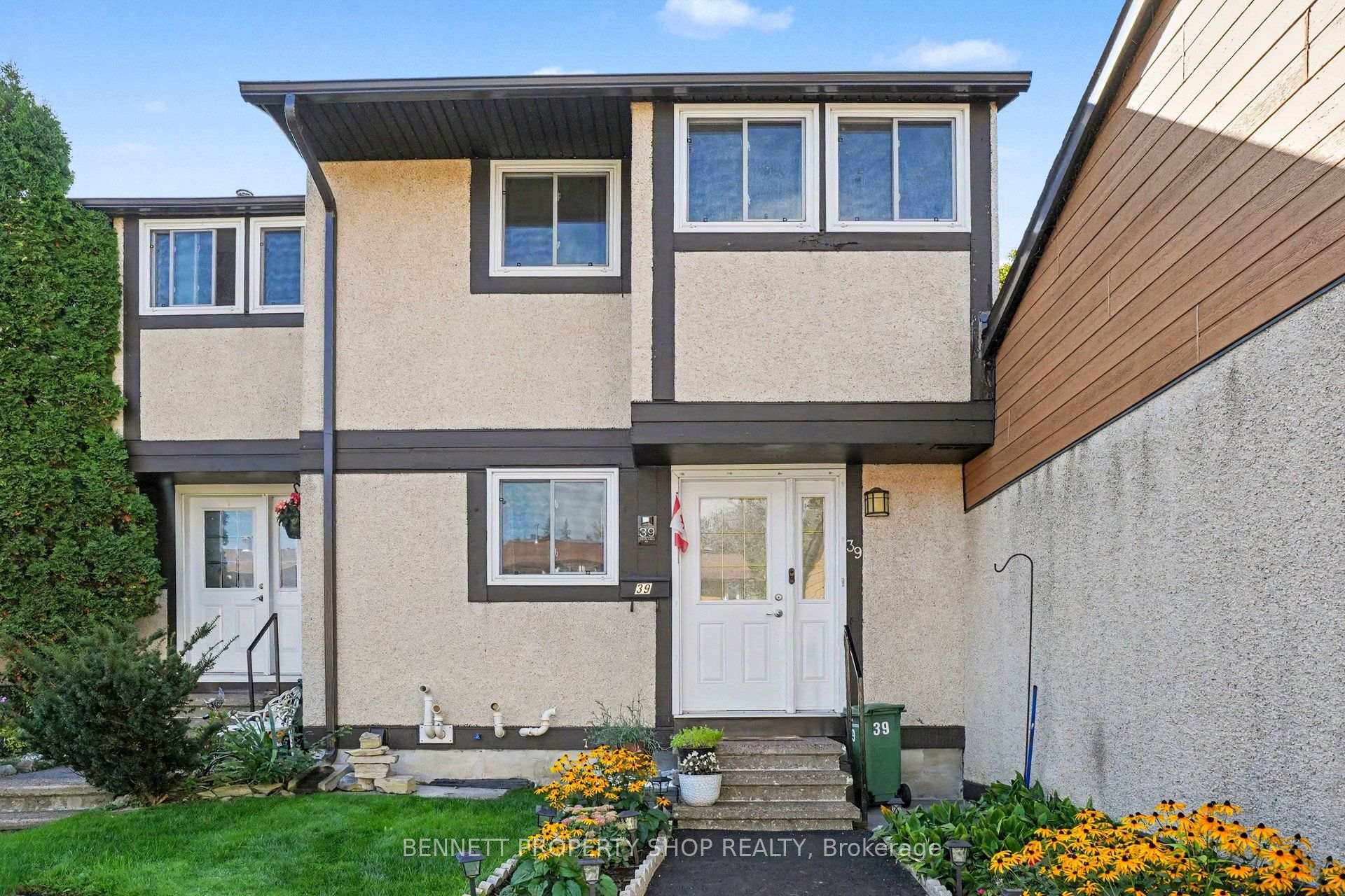 Photo 1 of Unit 39, 3411 Paul Anka Drive, Ottawa, Hunt Club — HOMEH