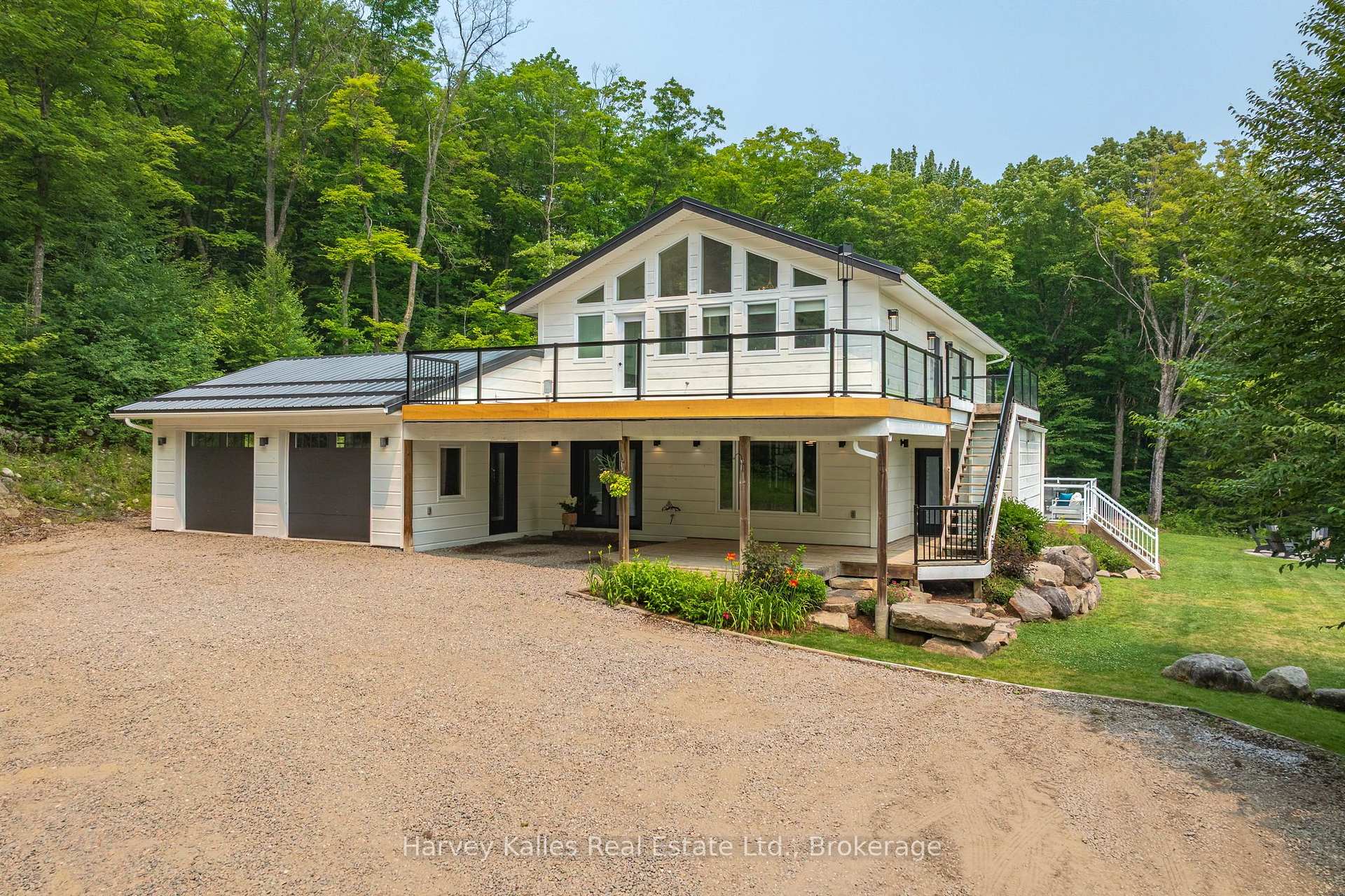 Photo of 1106 North Pickerel Lake Road