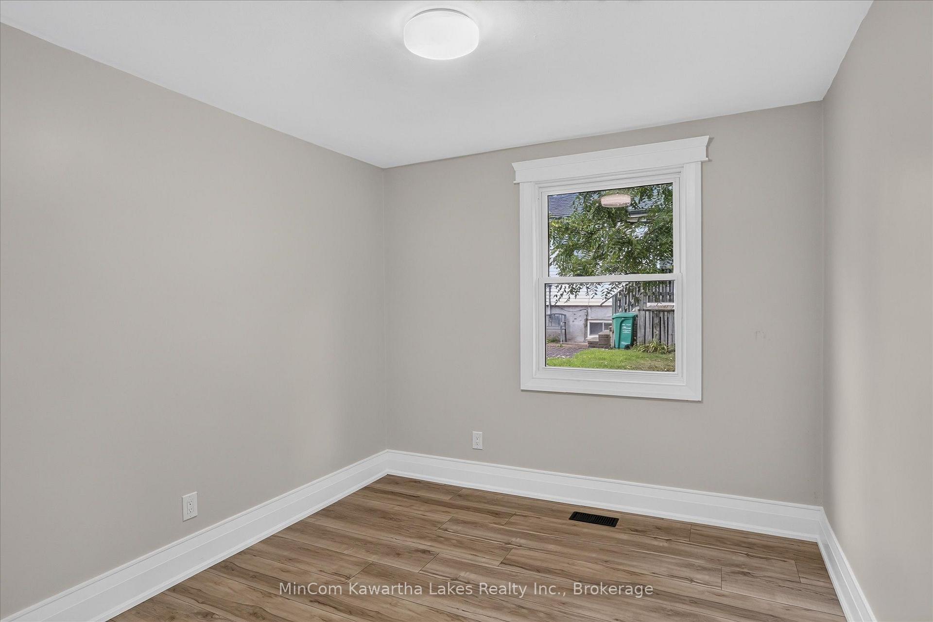 Photo 30 of 1028 Western Avenue, Peterborough, Otonabee Ward 1 — HOMEH