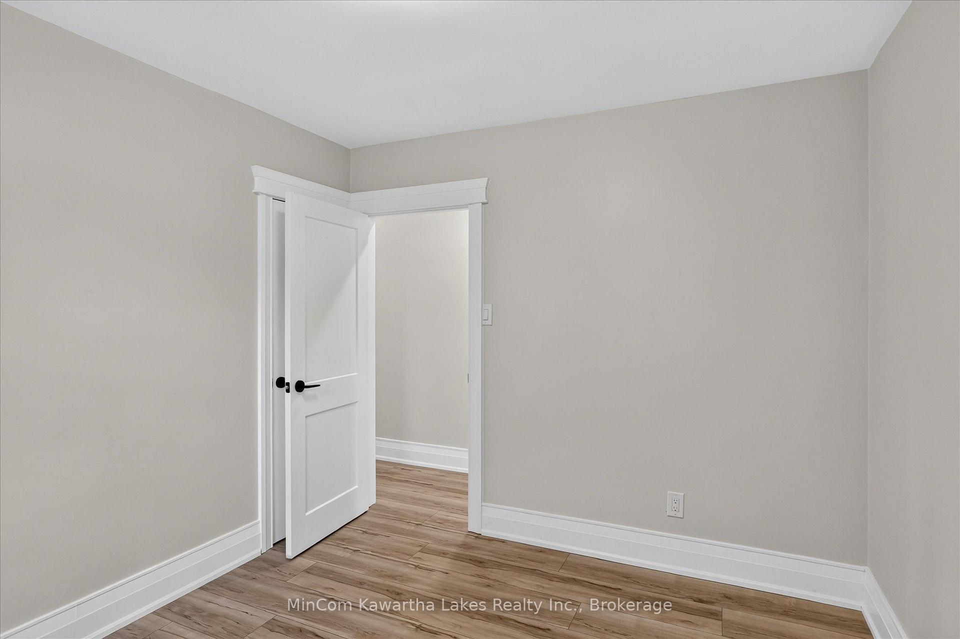 Photo 31 of 1028 Western Avenue, Peterborough, Otonabee Ward 1 — HOMEH