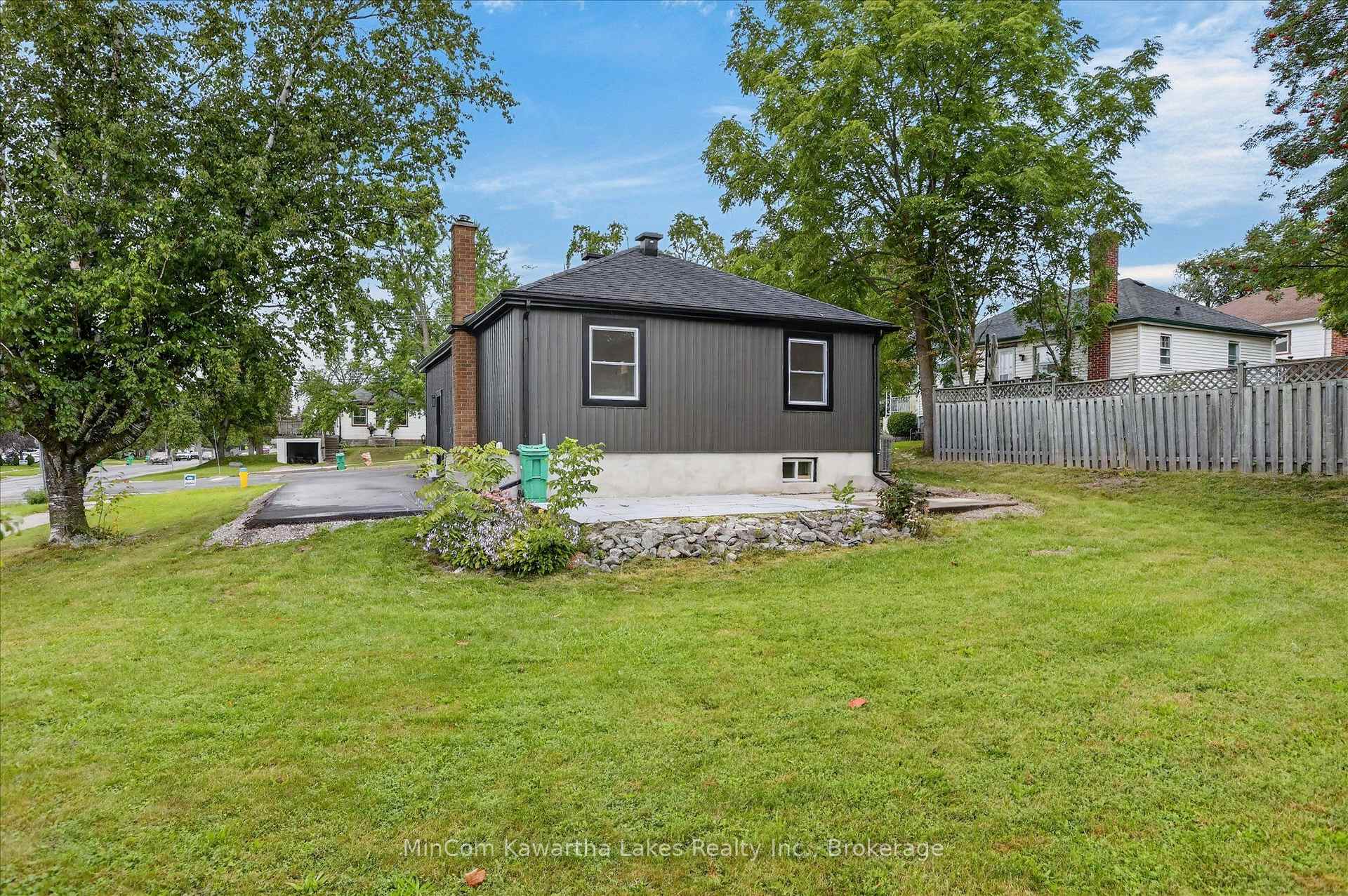 Photo 43 of 1028 Western Avenue, Peterborough, Otonabee Ward 1 — HOMEH