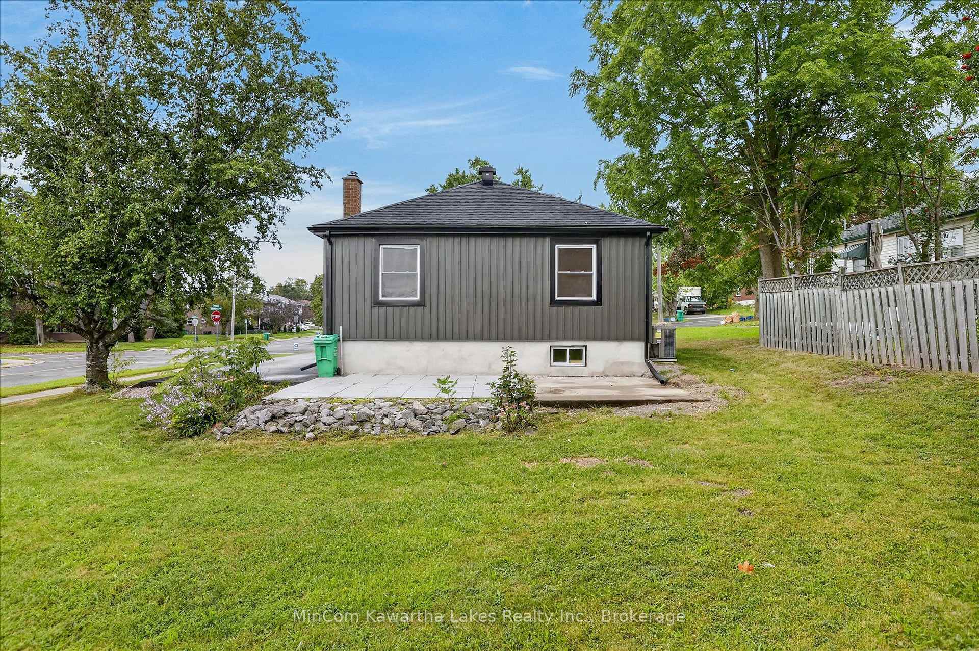 Photo 44 of 1028 Western Avenue, Peterborough, Otonabee Ward 1 — HOMEH