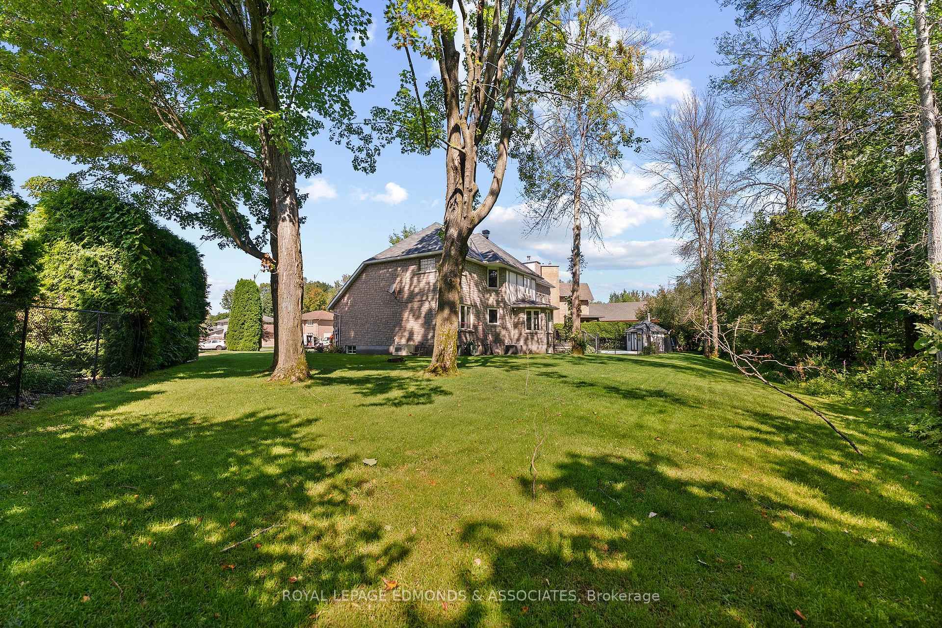 Photo 3 of 131 Owens Street, Pembroke, Pembroke — HOMEH