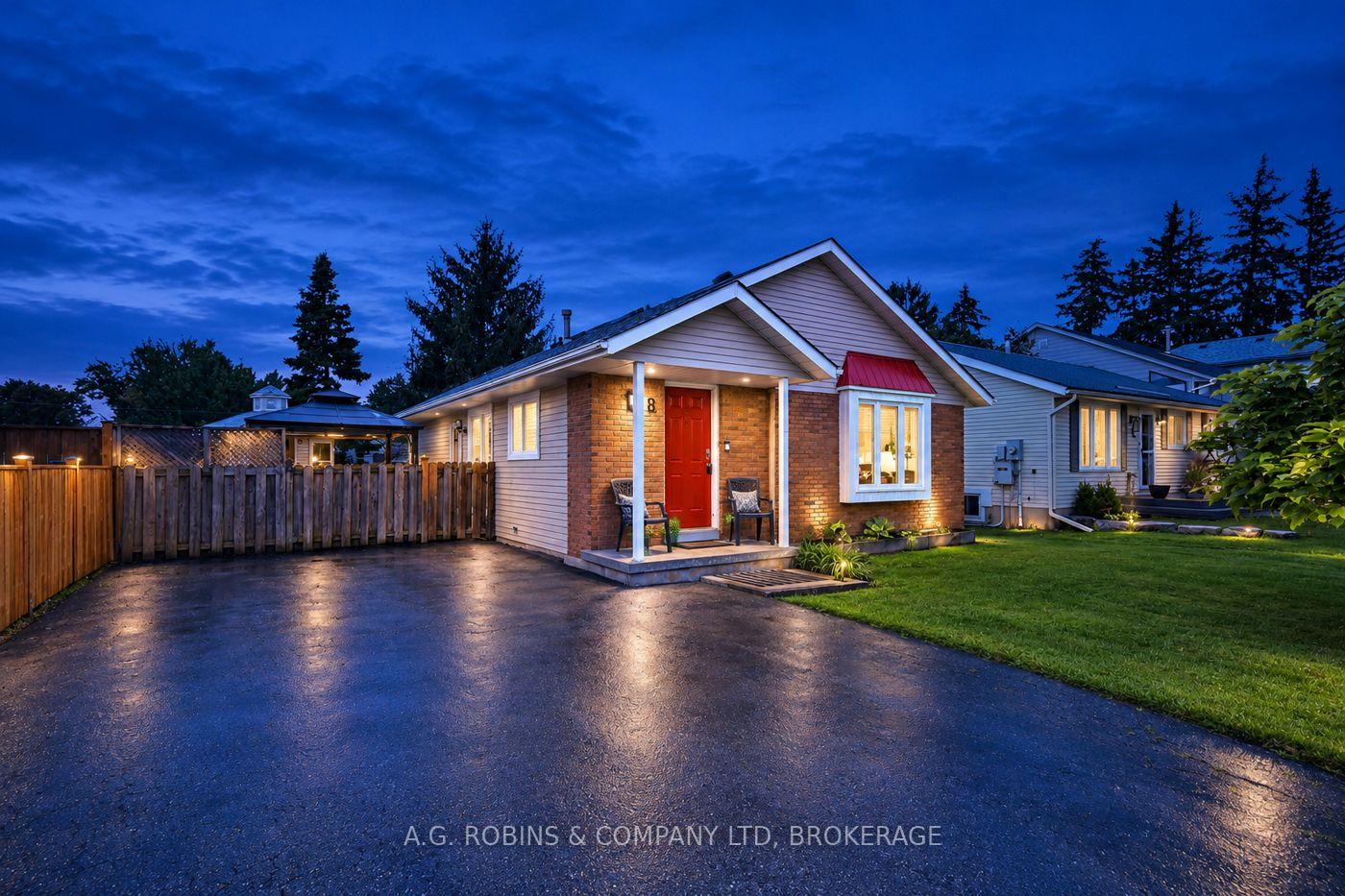 Photo 2 of 8 Abbott Lane, Haldimand — HOMEH