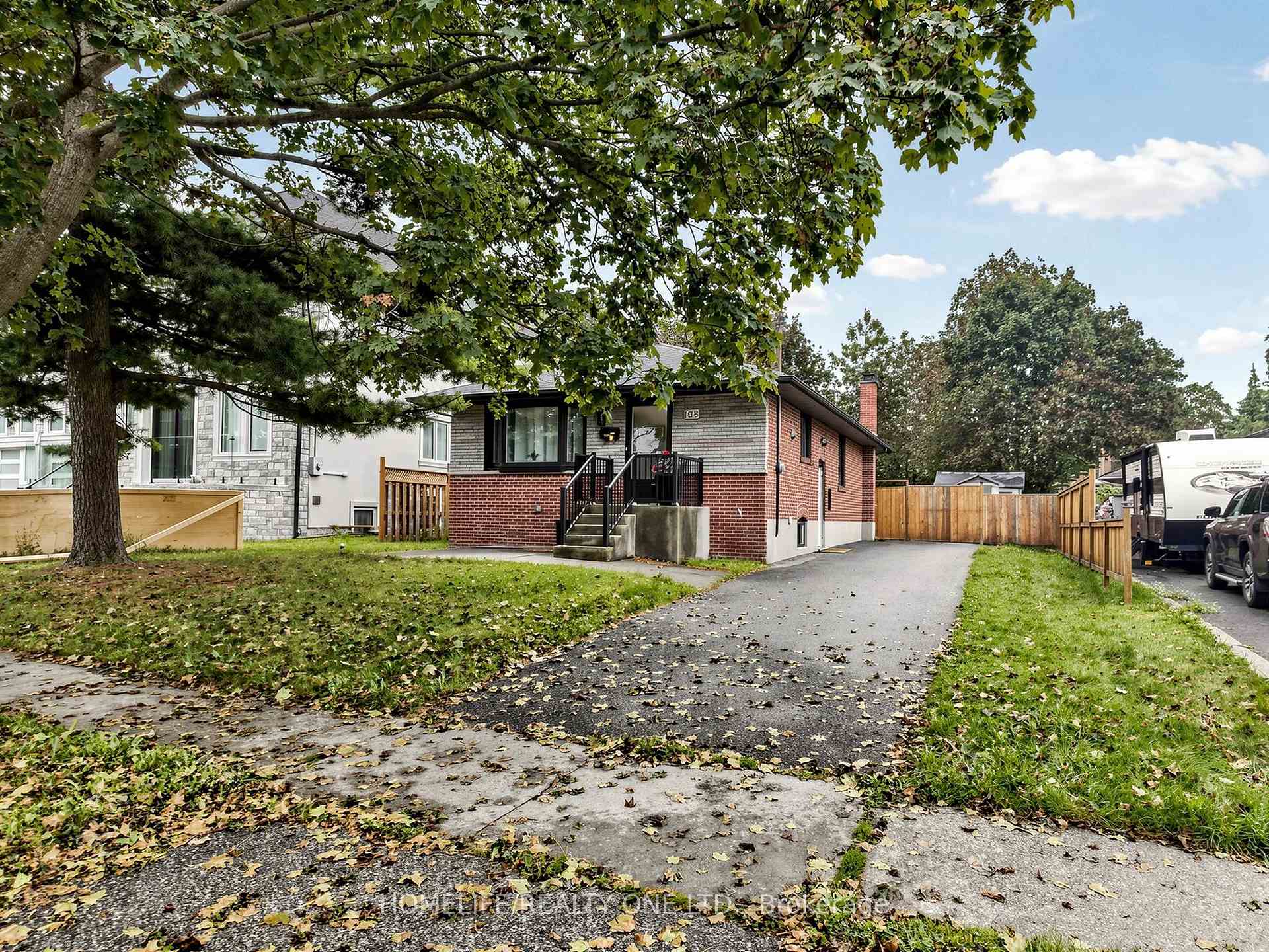 Photo 1 of 168 Wincott Drive, Etobicoke, Willowridge-Martingrove-Richview — HOMEH