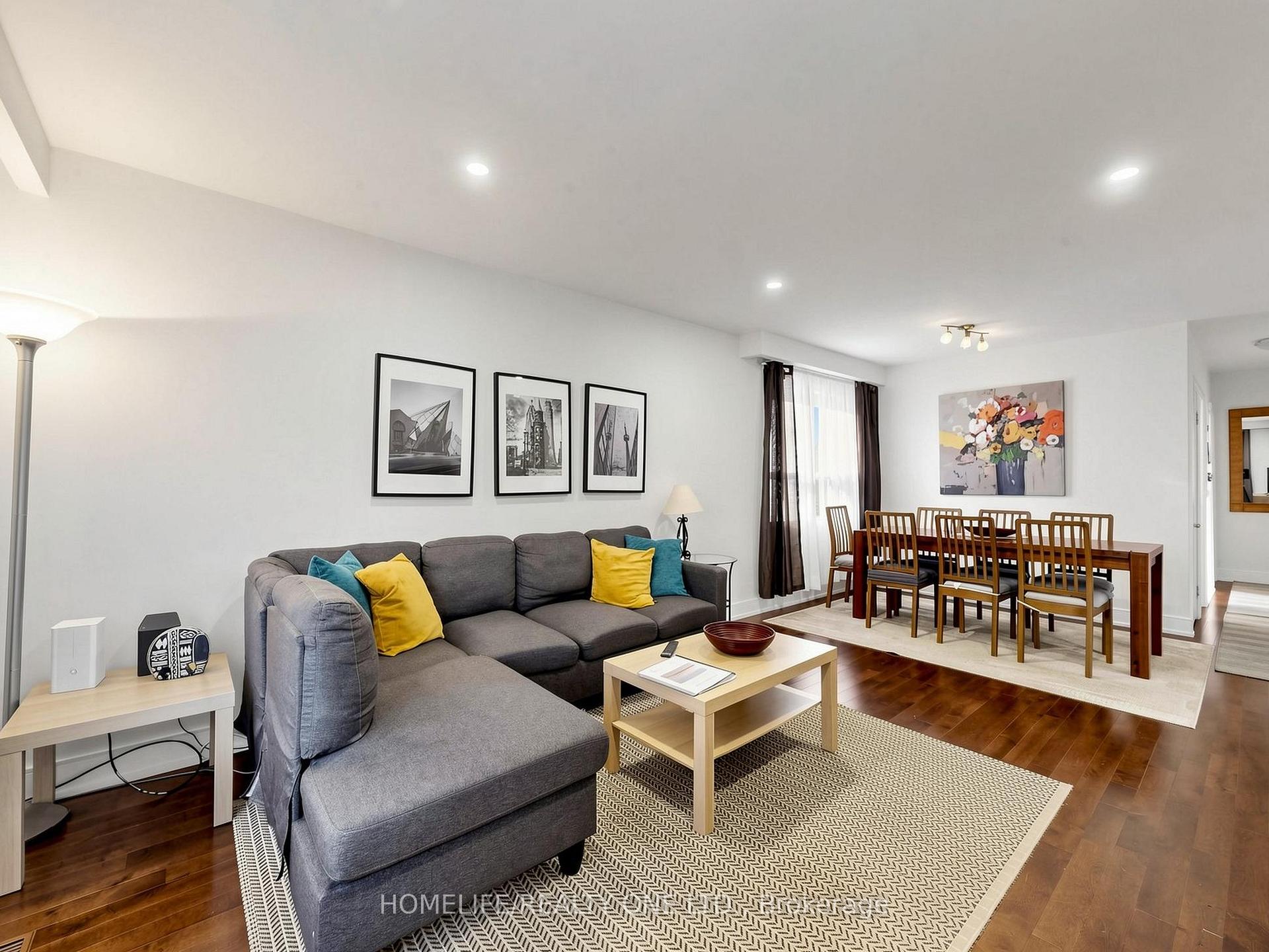 Photo 5 of 168 Wincott Drive, Etobicoke, Willowridge-Martingrove-Richview — HOMEH
