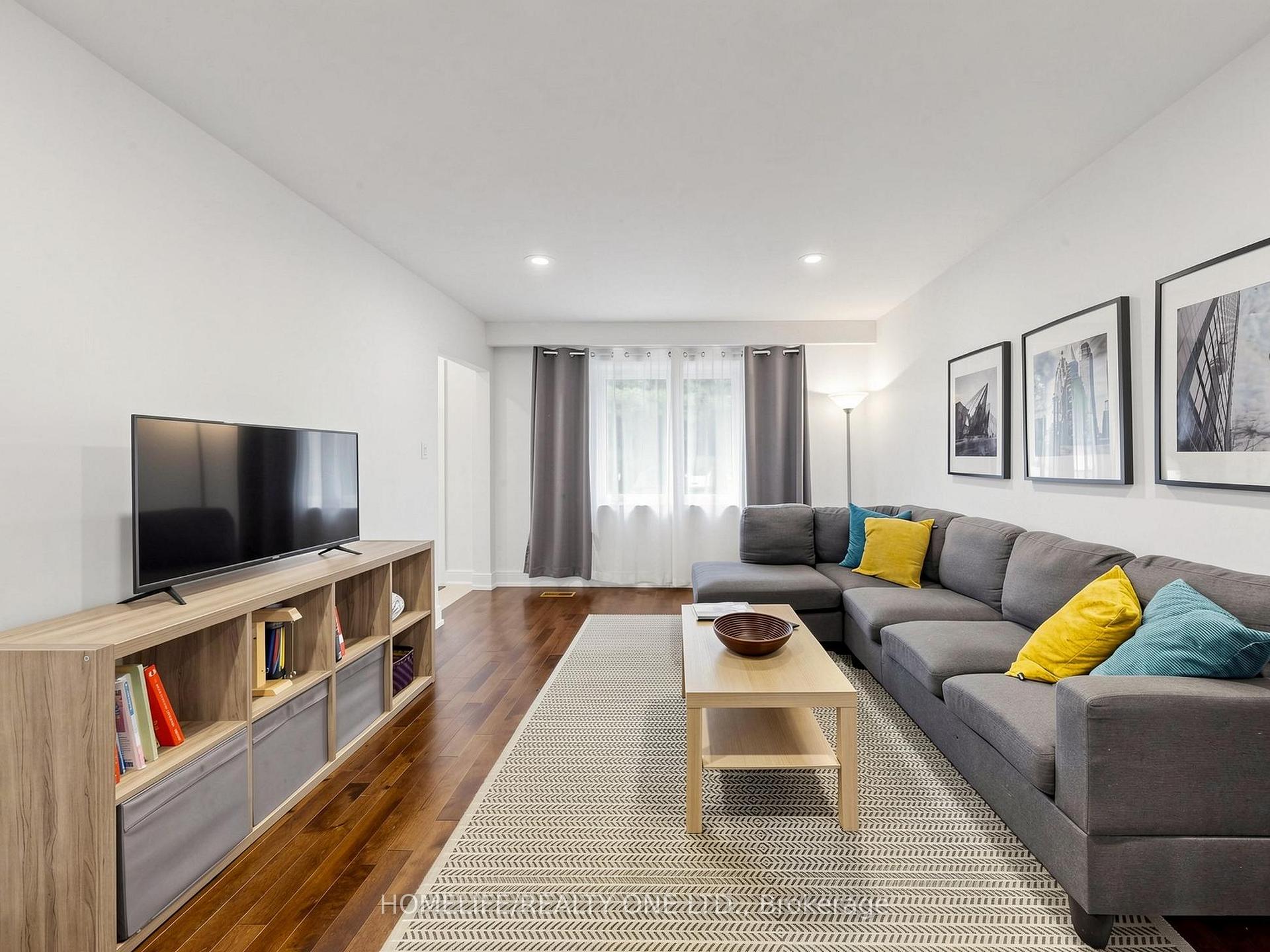 Photo 6 of 168 Wincott Drive, Etobicoke, Willowridge-Martingrove-Richview — HOMEH