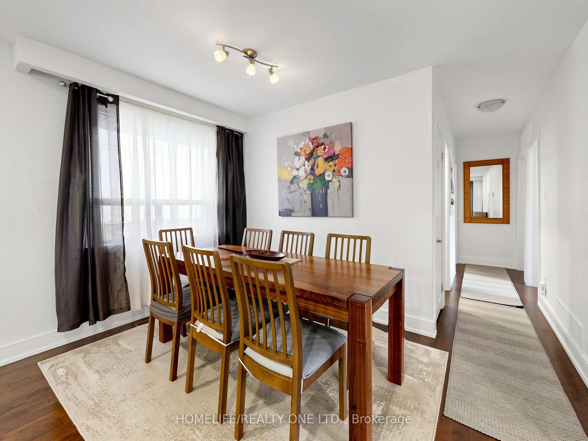 Photo 10 of 168 Wincott Drive, Etobicoke, Willowridge-Martingrove-Richview — HOMEH