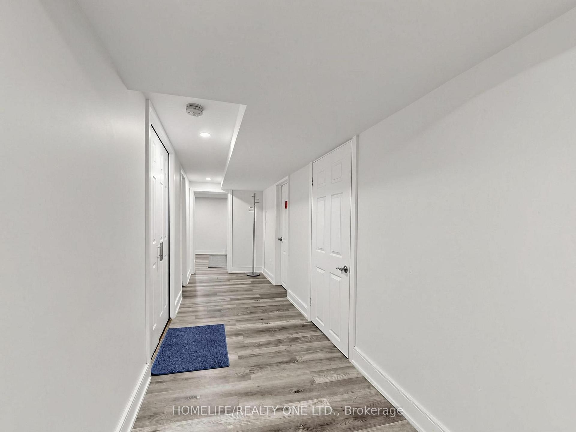 Photo 30 of 168 Wincott Drive, Etobicoke, Willowridge-Martingrove-Richview — HOMEH