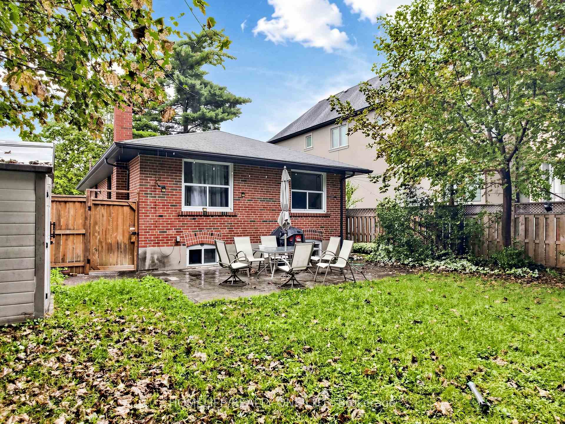 Photo 44 of 168 Wincott Drive, Etobicoke, Willowridge-Martingrove-Richview — HOMEH