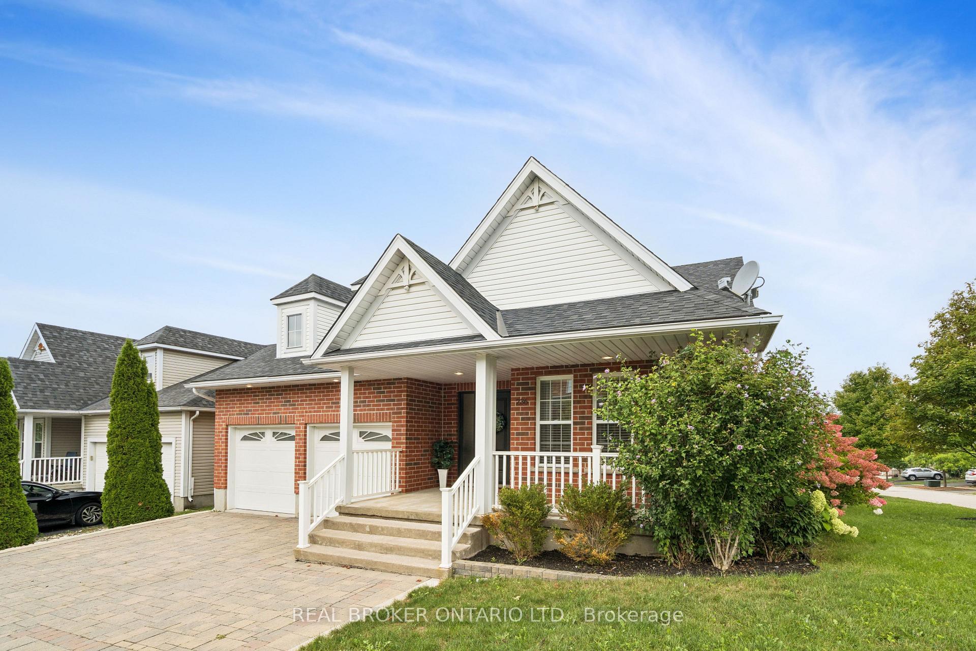 Photo 3 of 236 Ridge Top Crescent, Guelph/Eramosa, Rockwood — HOMEH
