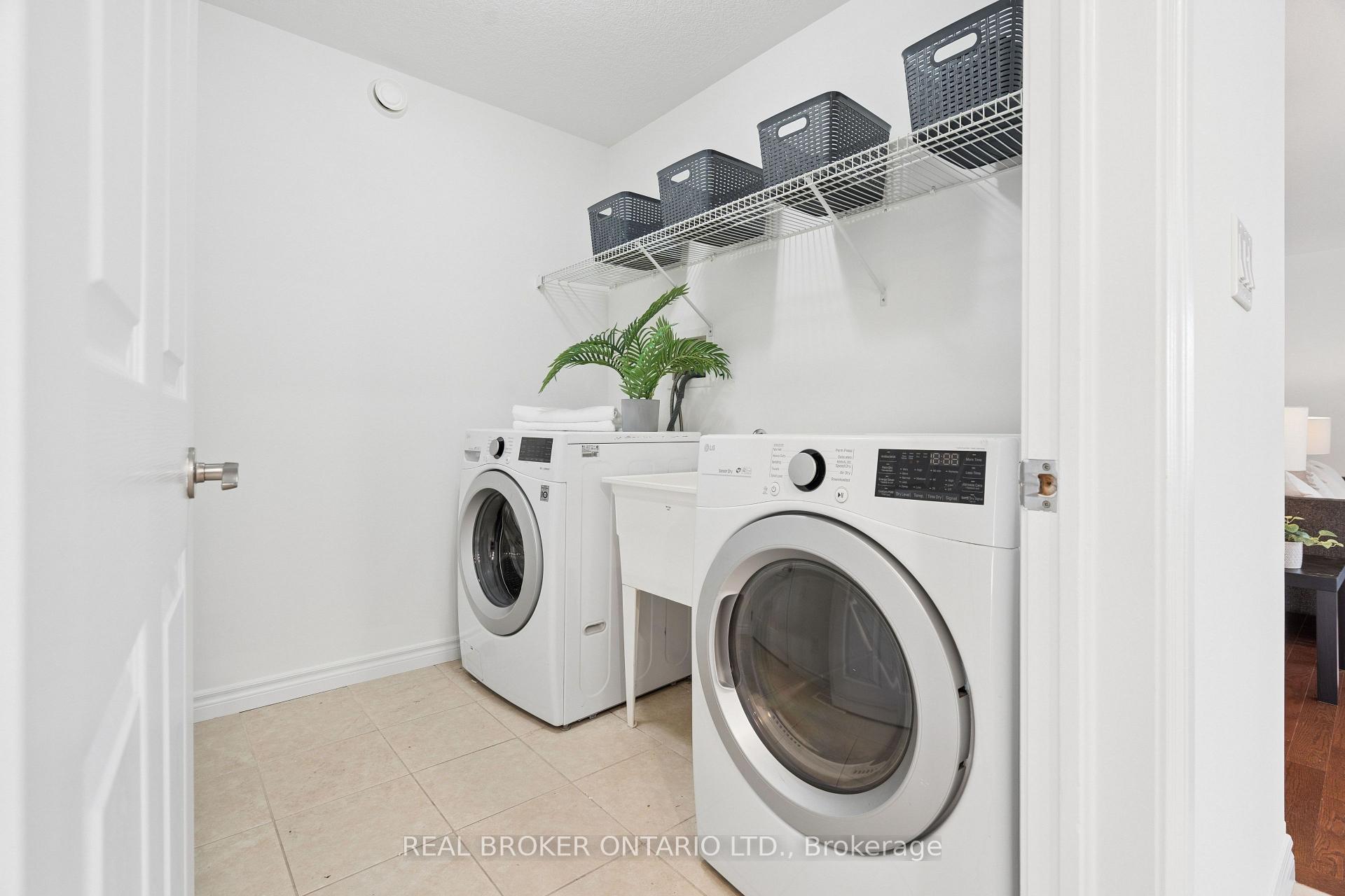 Photo 17 of 236 Ridge Top Crescent, Guelph/Eramosa, Rockwood — HOMEH
