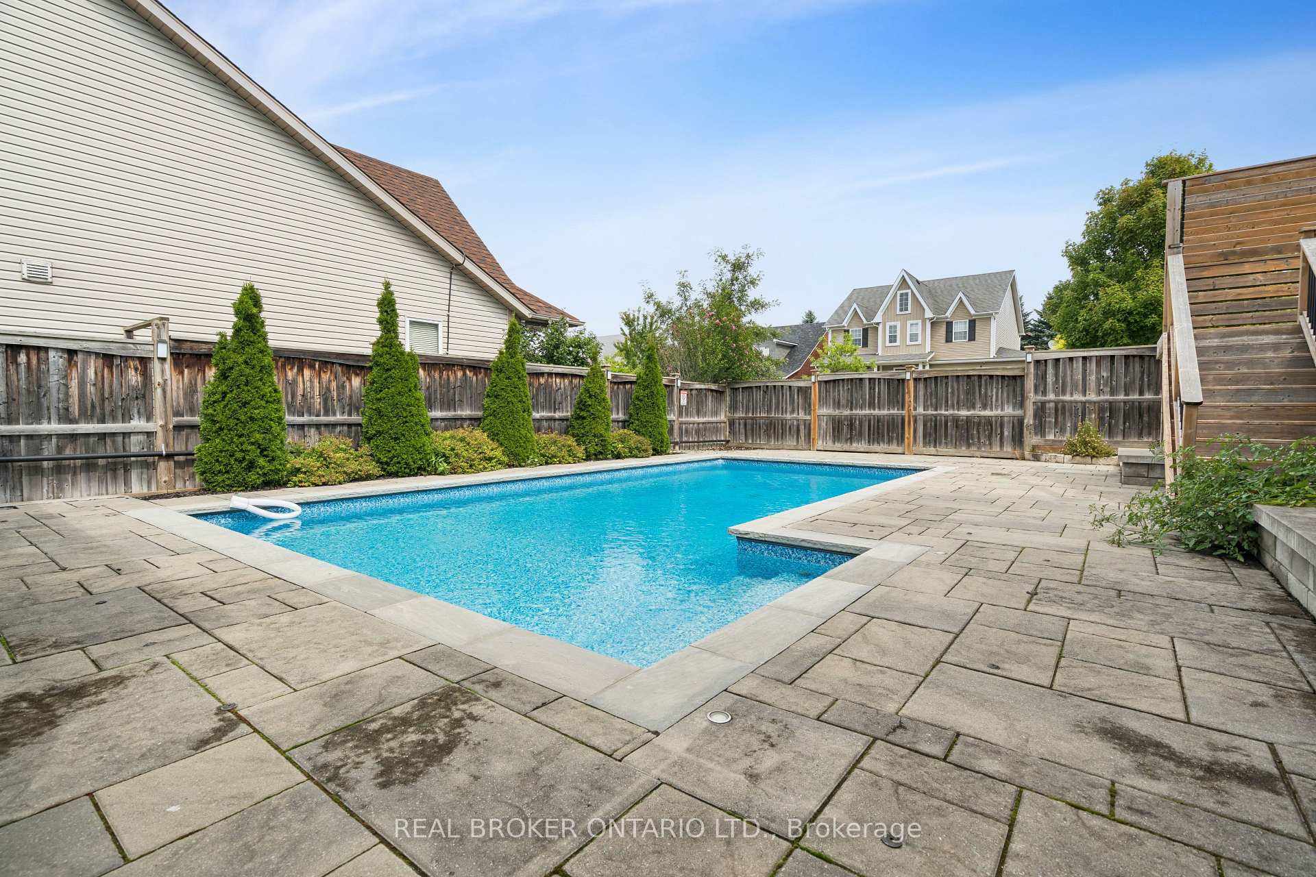 Photo 42 of 236 Ridge Top Crescent, Guelph/Eramosa, Rockwood — HOMEH