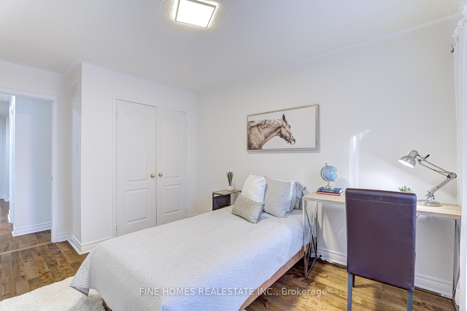 Photo 25 of 42 Alameda Circle, Vaughan, Beverley Glen — HOMEH