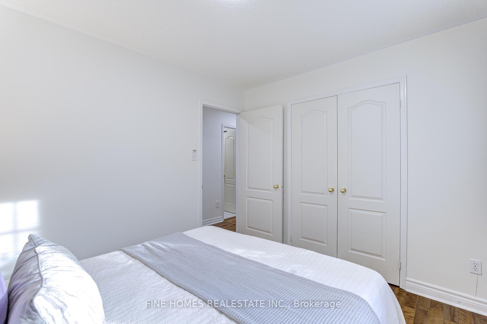 Photo 26 of 42 Alameda Circle, Vaughan, Beverley Glen — HOMEH
