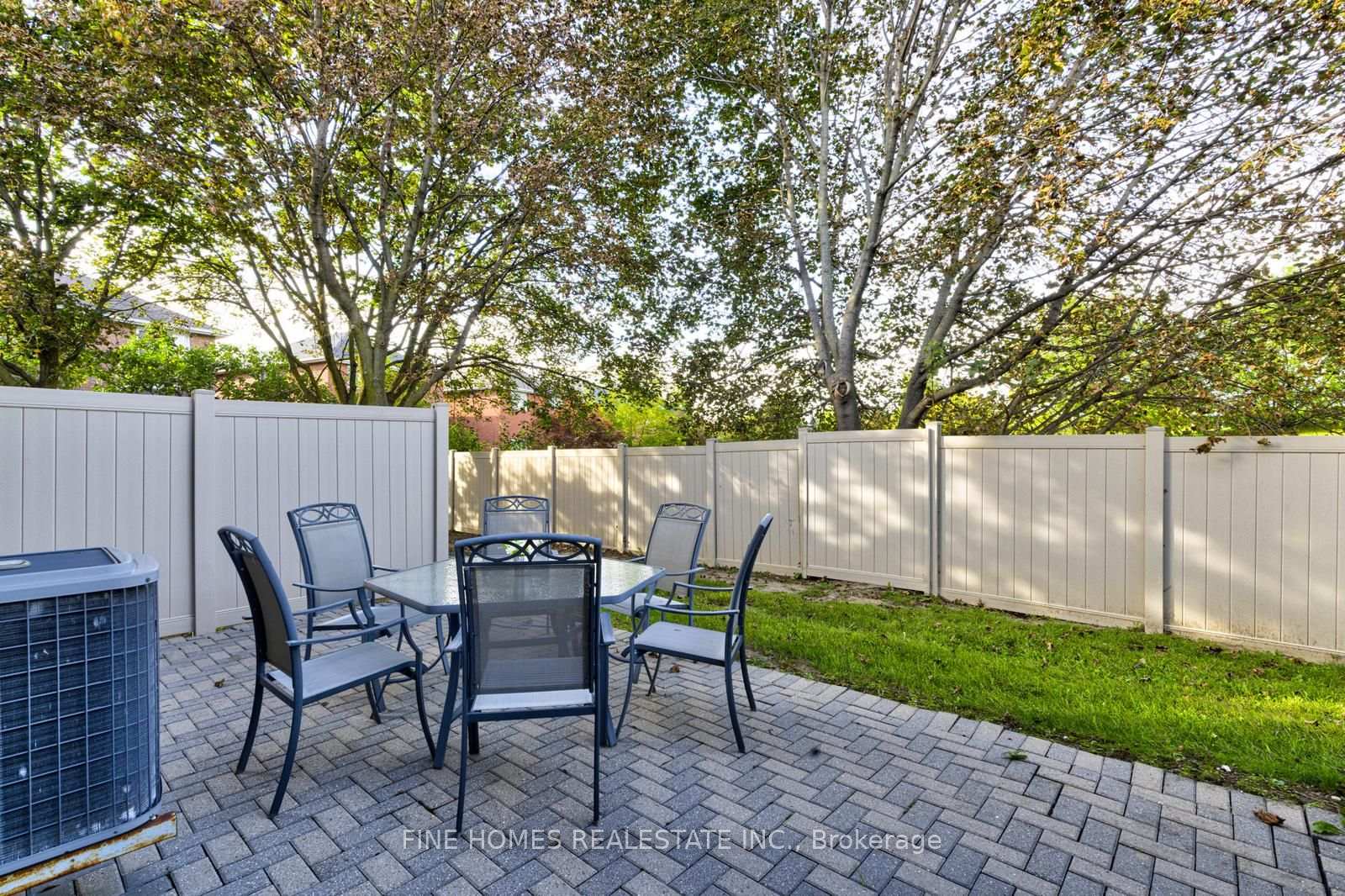 Photo 36 of 42 Alameda Circle, Vaughan, Beverley Glen — HOMEH