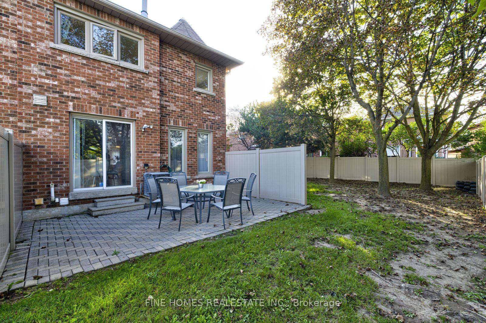 Photo 37 of 42 Alameda Circle, Vaughan, Beverley Glen — HOMEH
