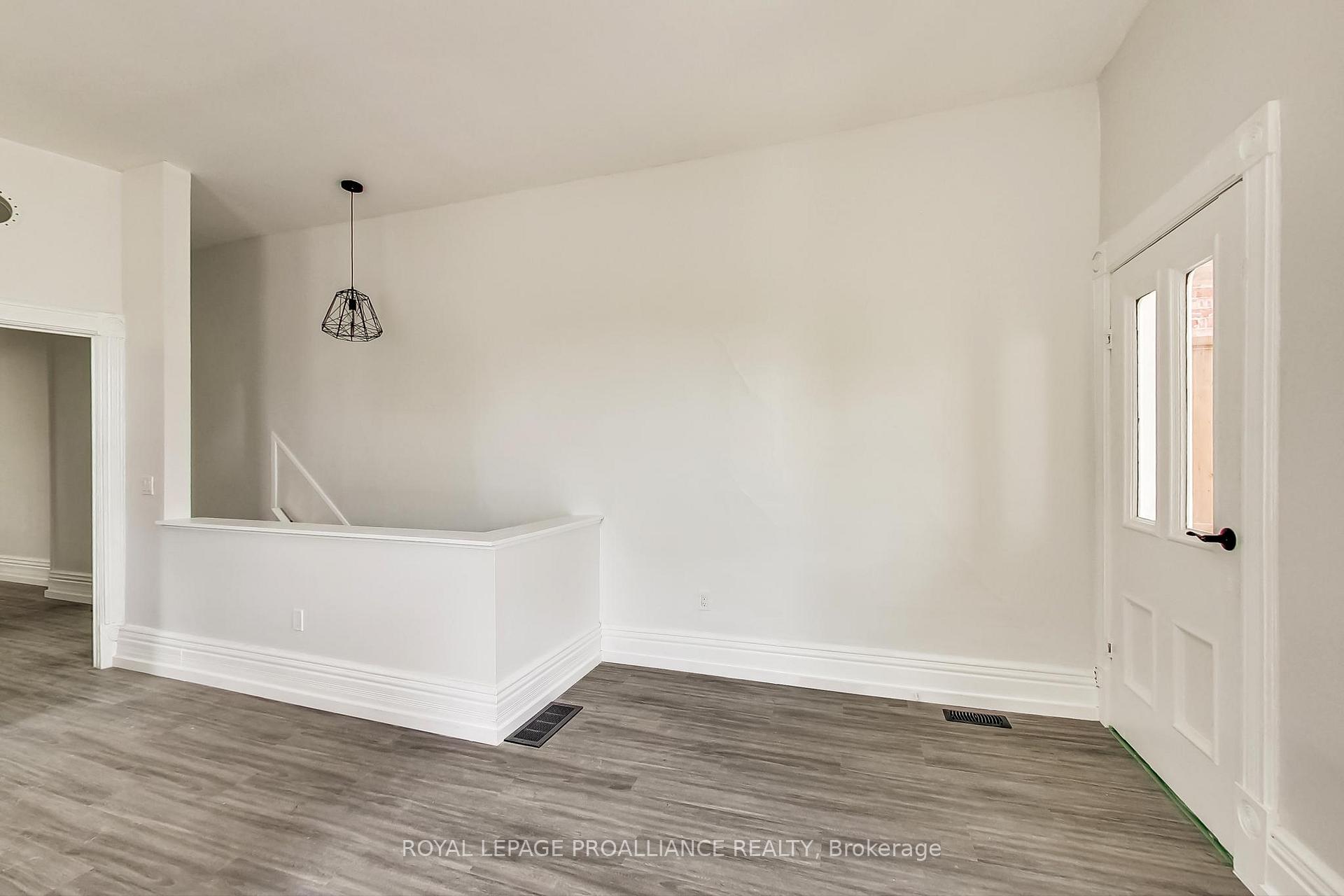 Photo 3 of Unit # 2, 613 Union Street, Peterborough, Town Ward 3 — HOMEH