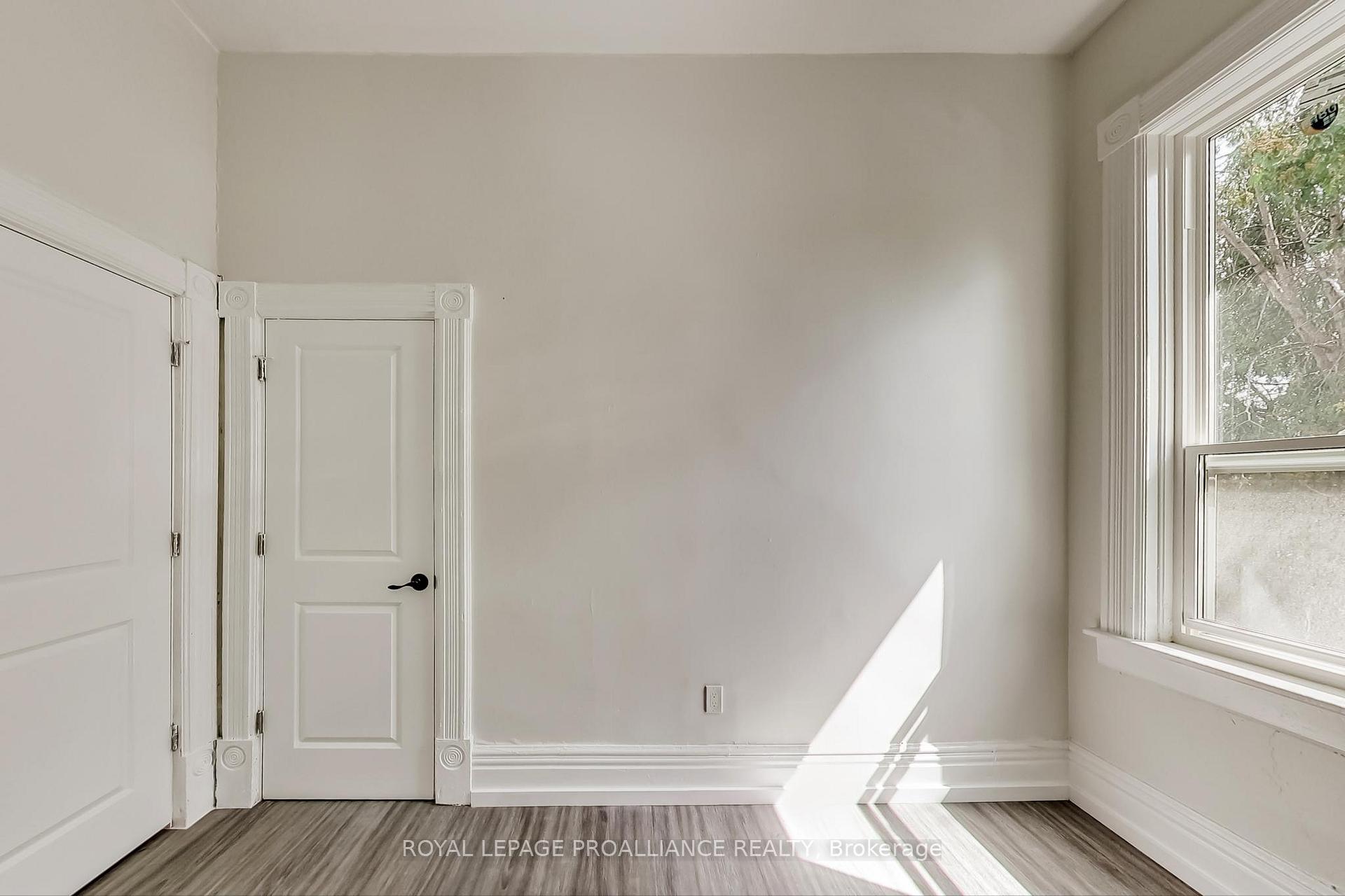 Photo 15 of Unit # 2, 613 Union Street, Peterborough, Town Ward 3 — HOMEH