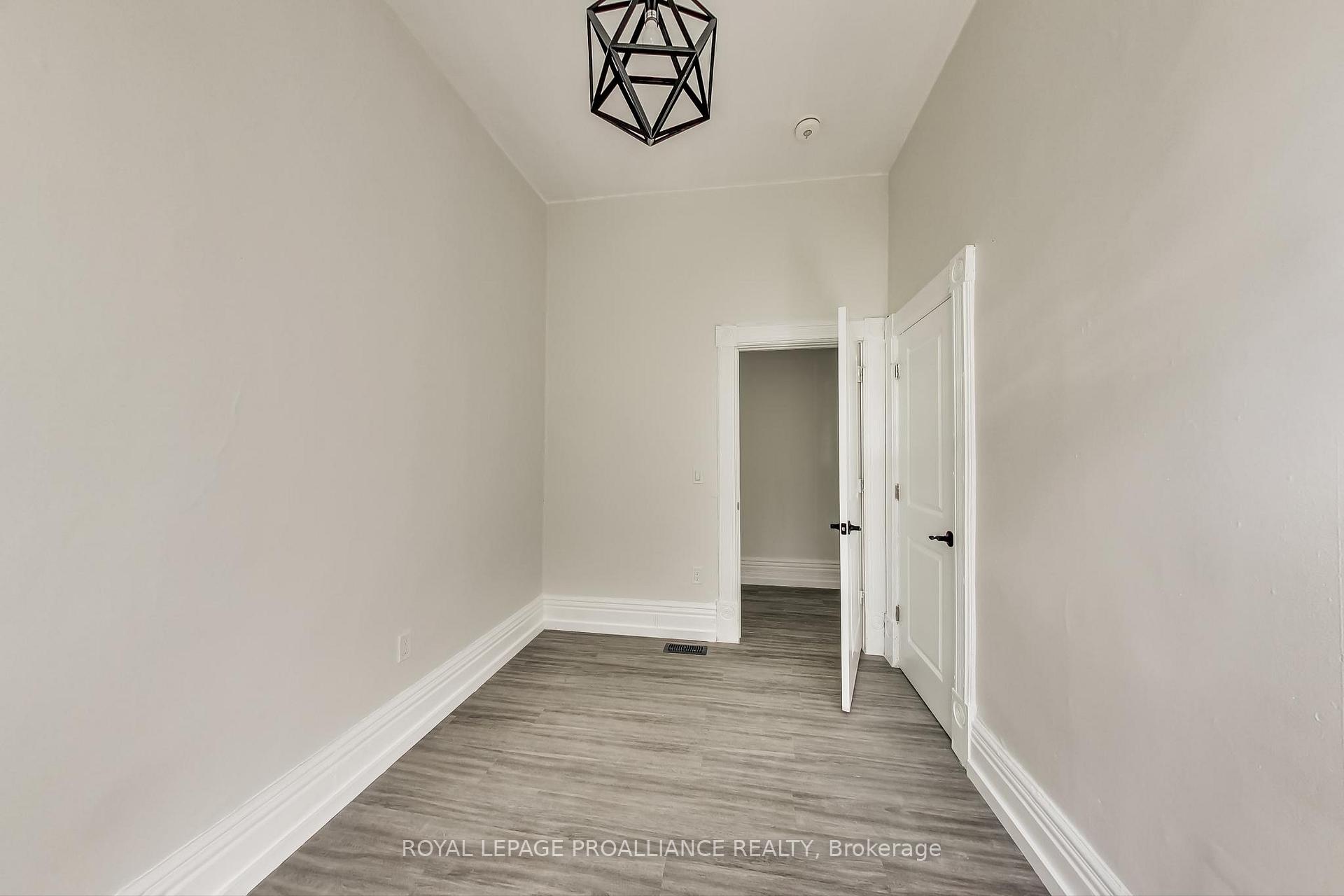 Photo 16 of Unit # 2, 613 Union Street, Peterborough, Town Ward 3 — HOMEH