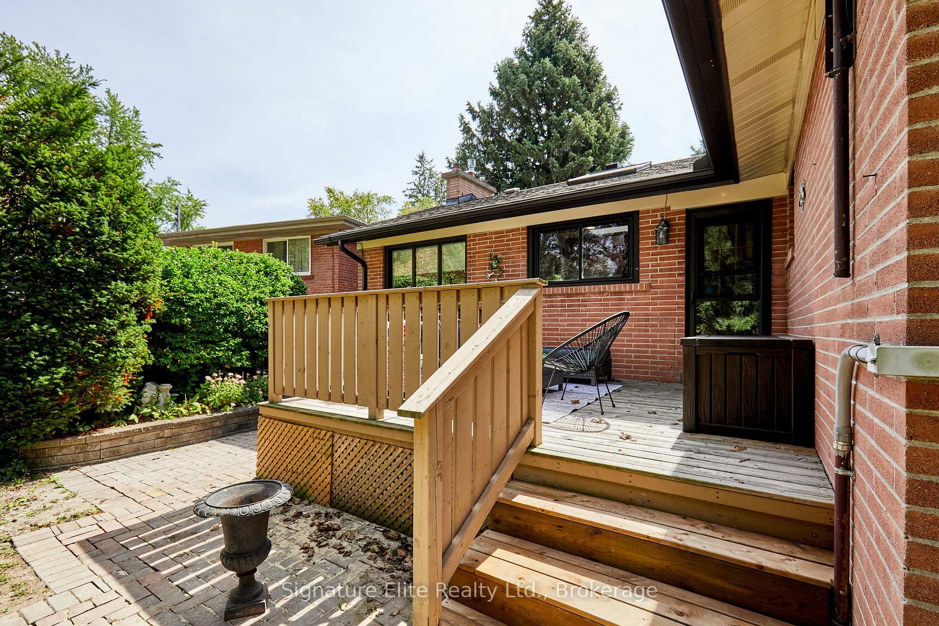 Photo 40 of 48 Toynbee Trail, Scarborough, Guildwood — HOMEH