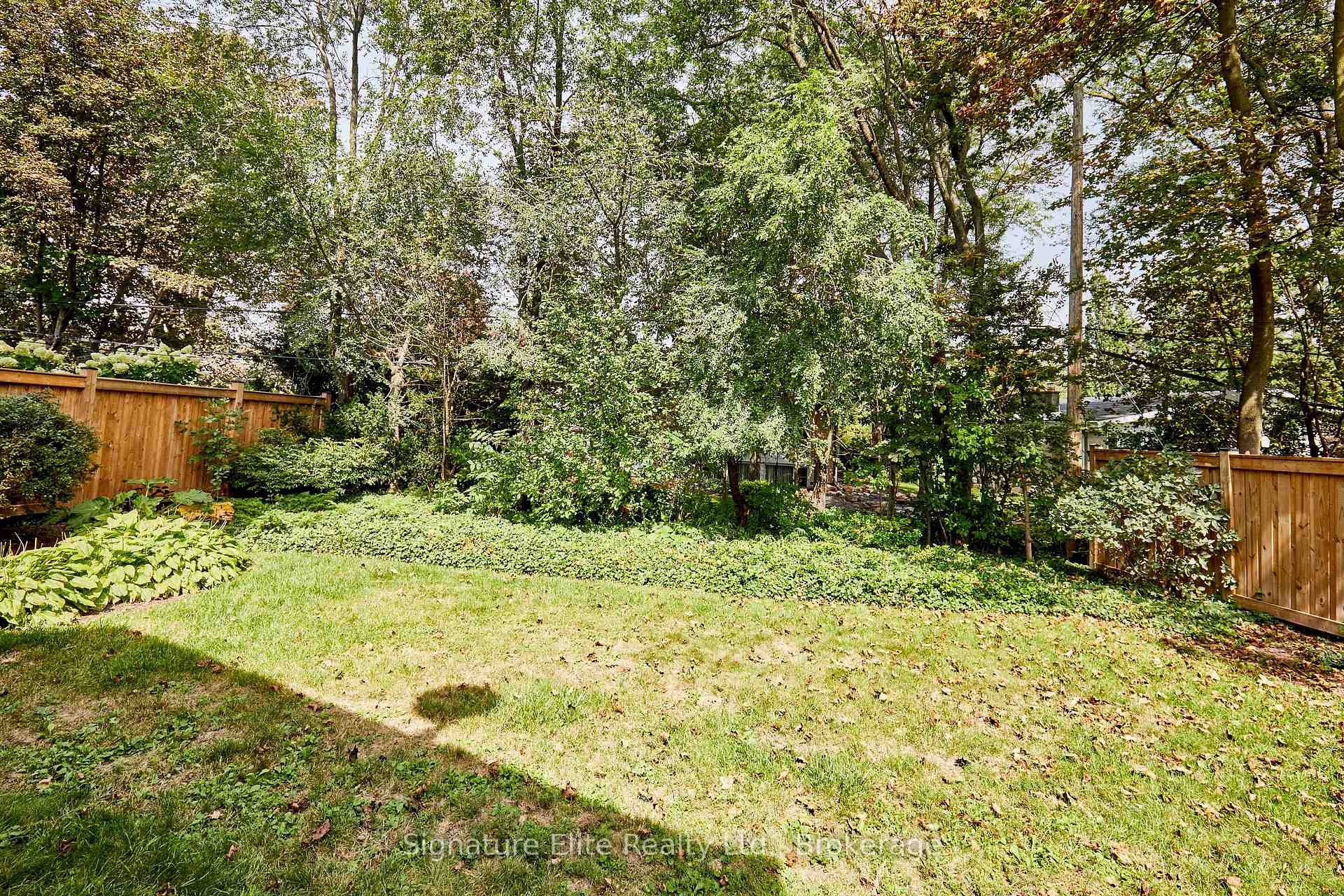 Photo 43 of 48 Toynbee Trail, Scarborough, Guildwood — HOMEH
