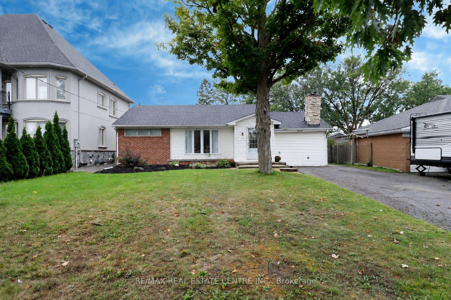 Photo 3 of 354 Martin Street SE, Milton, Old Milton — HOMEH