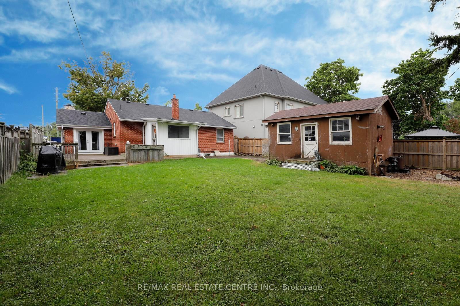 Photo 5 of 354 Martin Street SE, Milton, Old Milton — HOMEH