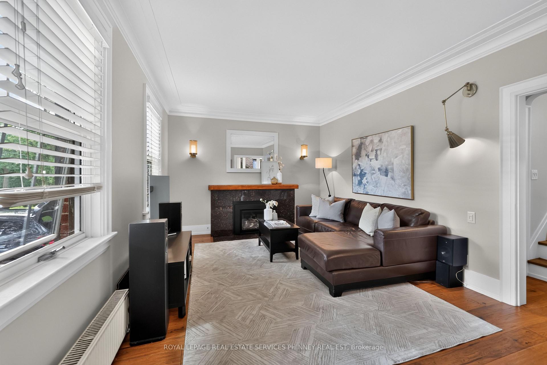 Photo 7 of 21 Cumberland Drive, Mississauga, Port Credit — HOMEH