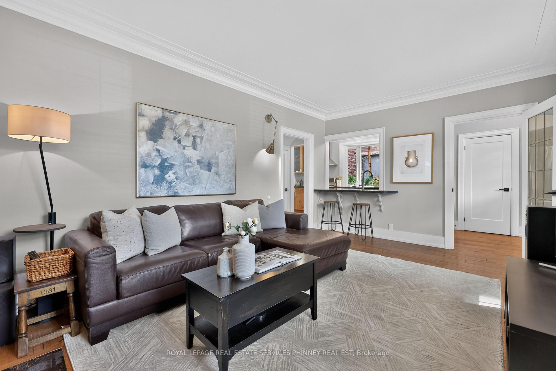 Photo 9 of 21 Cumberland Drive, Mississauga, Port Credit — HOMEH