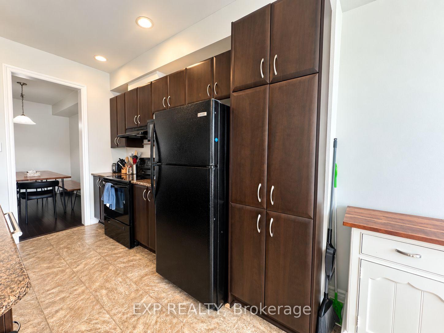 Photo 9 of 448 Foxhall Way, Ottawa, Kanata - Bridlewood — HOMEH