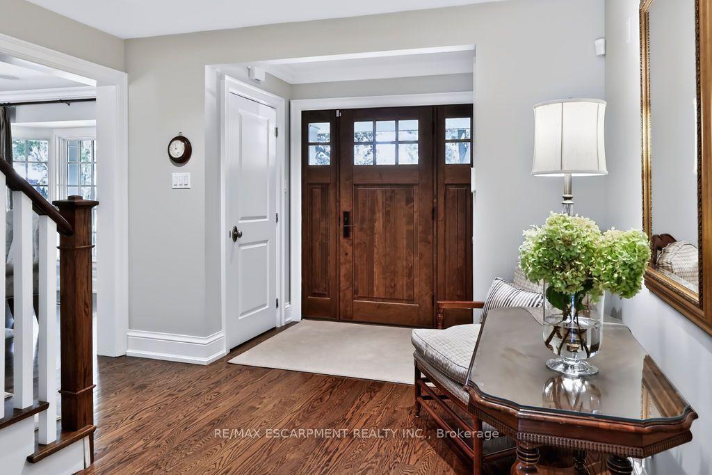 Photo 5 of 1470 Crescent Road, Mississauga, Lorne Park — HOMEH