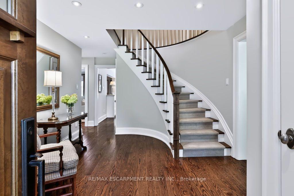 Photo 6 of 1470 Crescent Road, Mississauga, Lorne Park — HOMEH