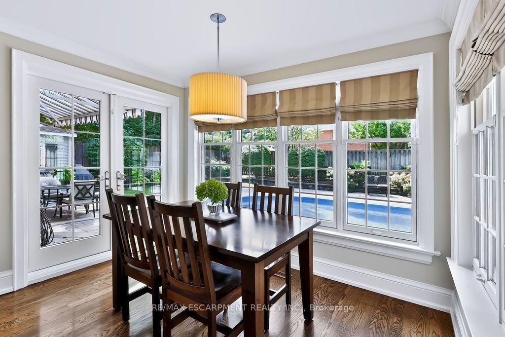 Photo 9 of 1470 Crescent Road, Mississauga, Lorne Park — HOMEH