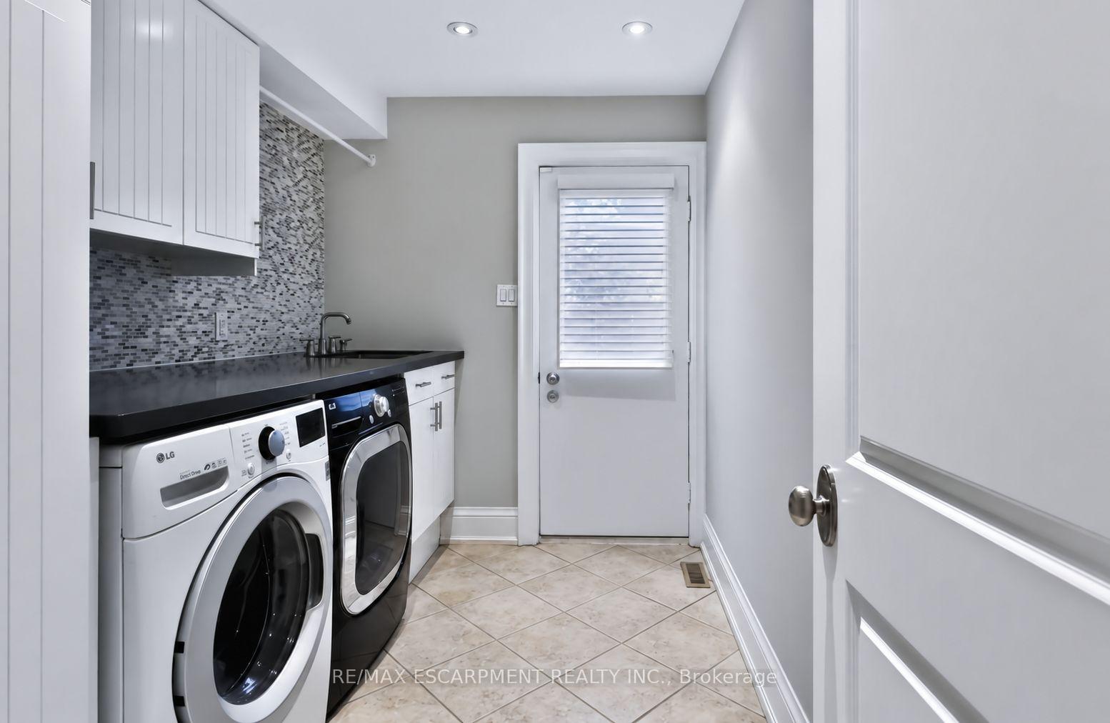 Photo 13 of 1470 Crescent Road, Mississauga, Lorne Park — HOMEH