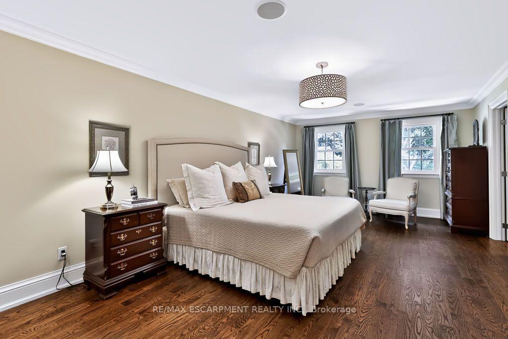 Photo 15 of 1470 Crescent Road, Mississauga, Lorne Park — HOMEH