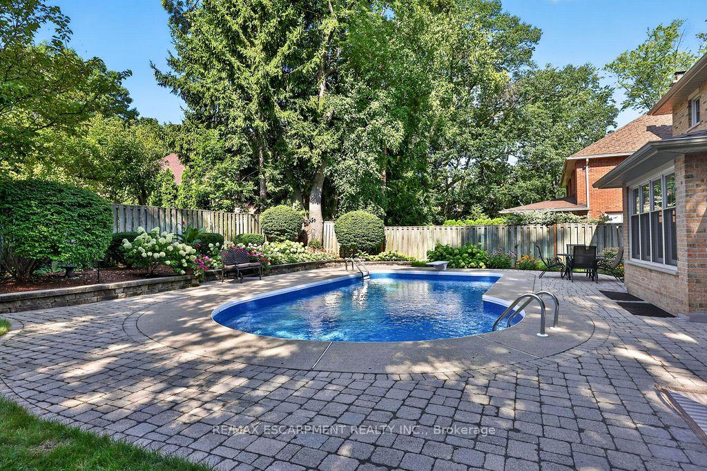 Photo 28 of 1470 Crescent Road, Mississauga, Lorne Park — HOMEH